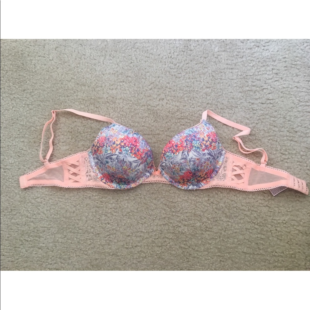 Victoria Secret floral peach push up bra 32 C NWOT